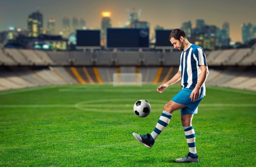 Playing Golf In The London Empire